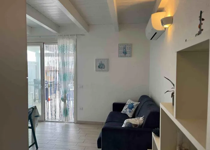 House Nyaraló